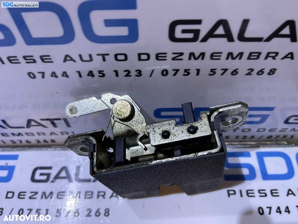 Broasca Incuietoare Hayon Haion Capota Portbagaj Volkswagen Passat B5.5 Break Combi Variant 2001 - 2005 Cod 3B9827505E [B3345] - 3
