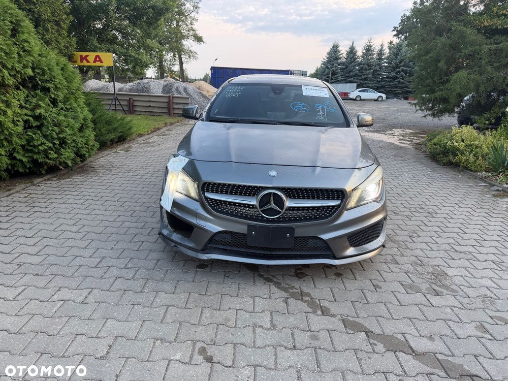 Mercedes-Benz CLA 250 7G-DCT AMG Line - 2