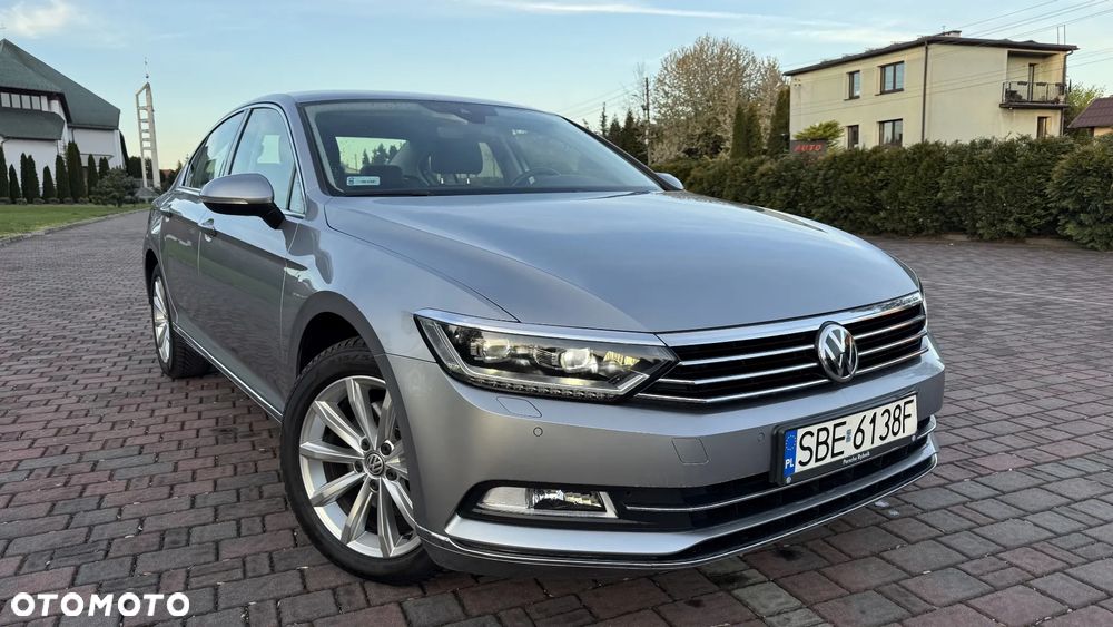 Volkswagen Passat 1.8 TSI BMT Highline - 1