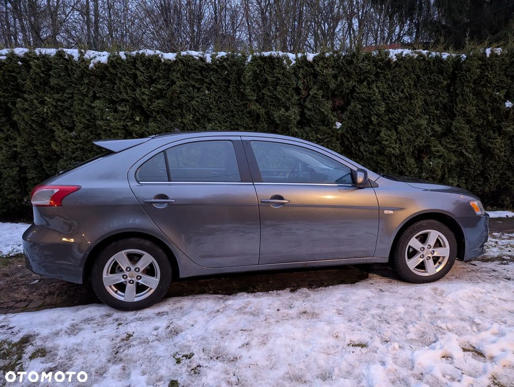 Mitsubishi Lancer 1.8 Invite - 8