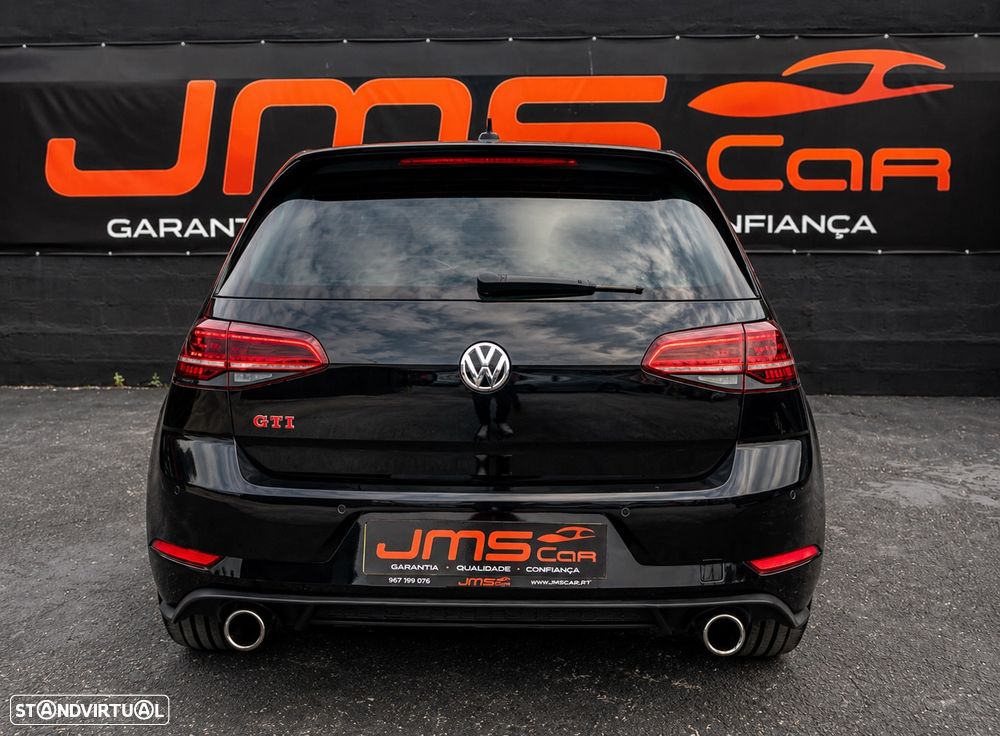 Volkswagen Golf GTI 2.0 TSI OPF DSG Performance — fotografia 7