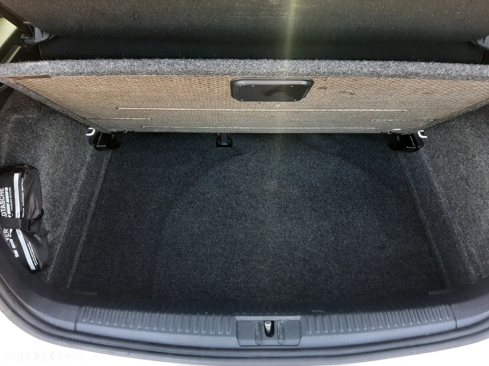 Volkswagen Polo 1.2 Style - 14