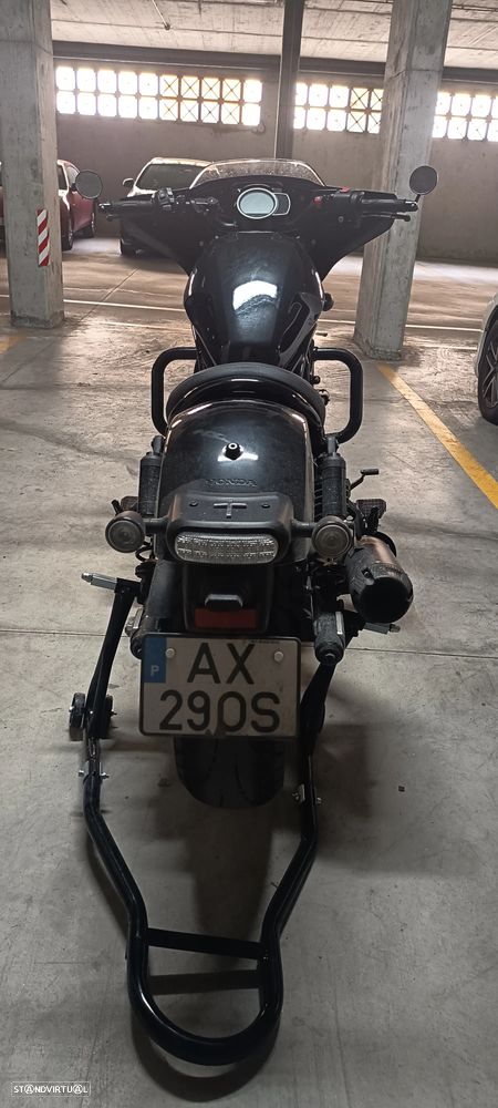 Honda CMX Rebel 1100 - 6