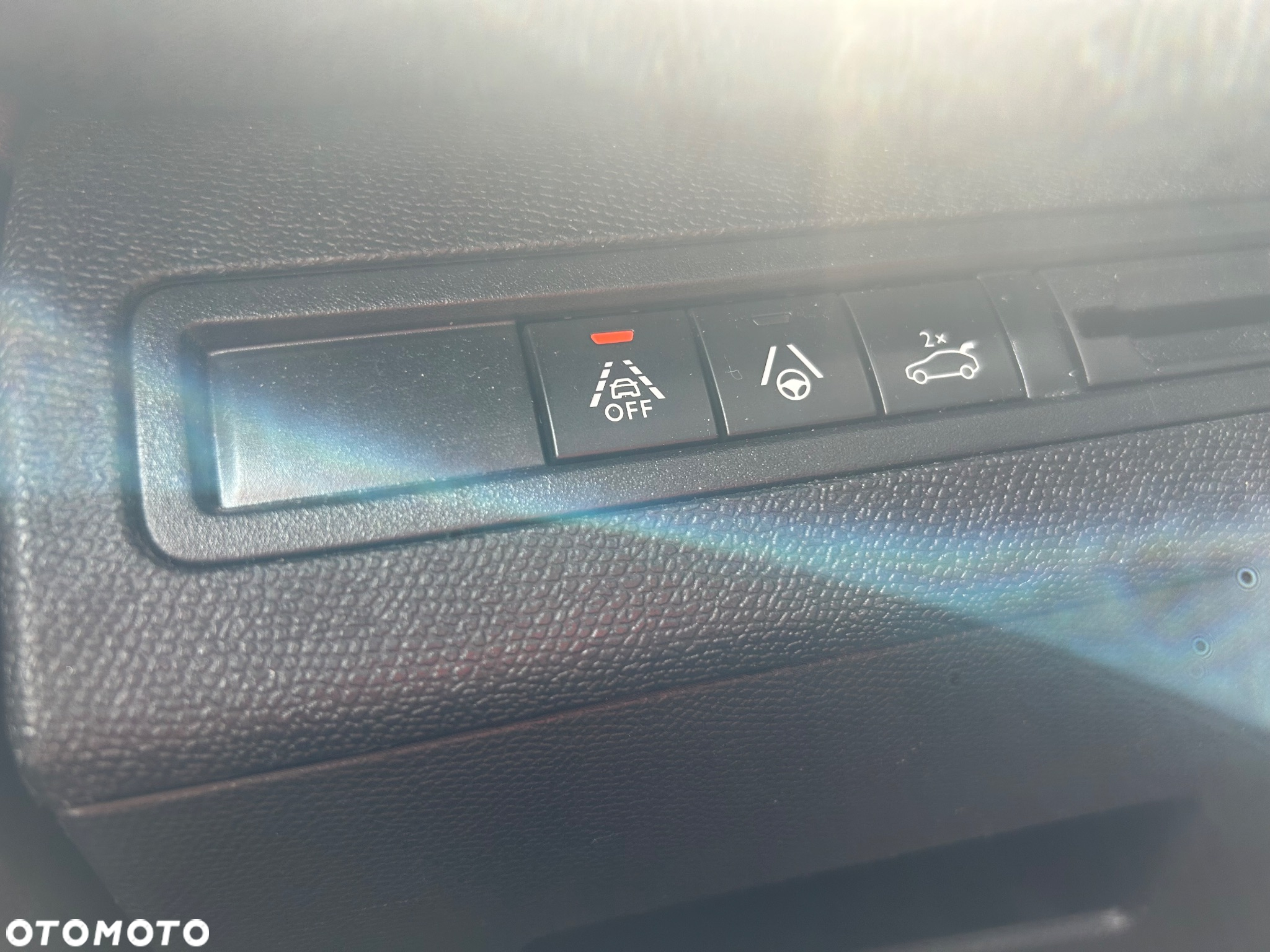 Peugeot 5008 BlueHDI 180 EAT8 GT - 17
