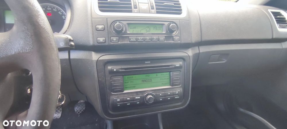 Skoda Roomster 1.4 MPI Active PLUS EDITION - 17
