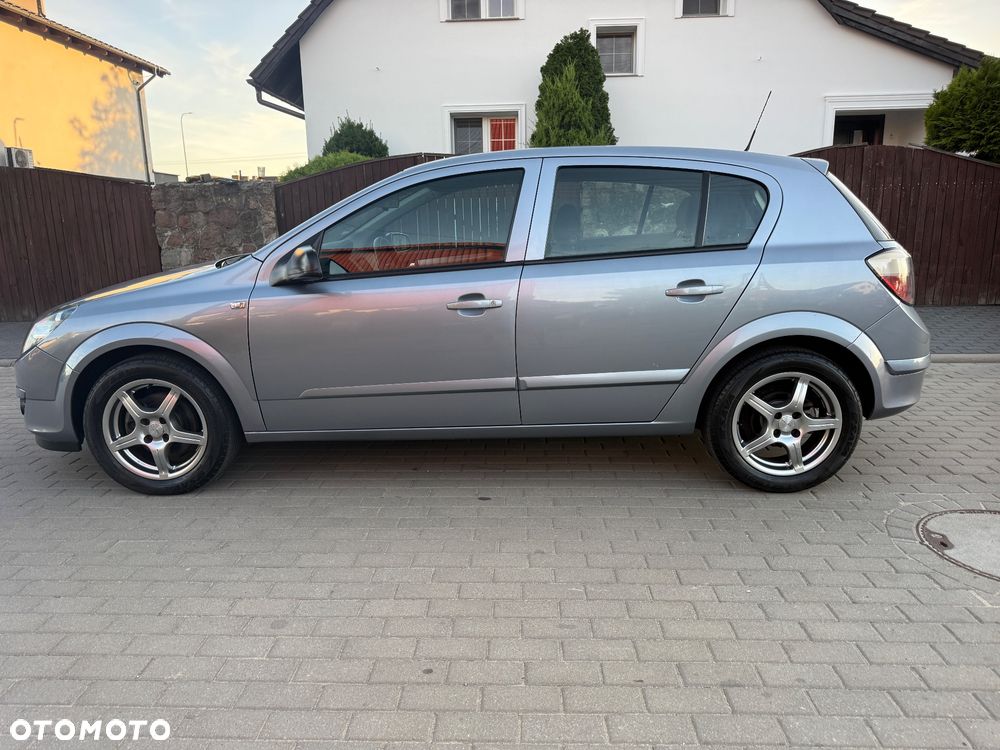 Opel Astra 1.6 Enjoy - 5