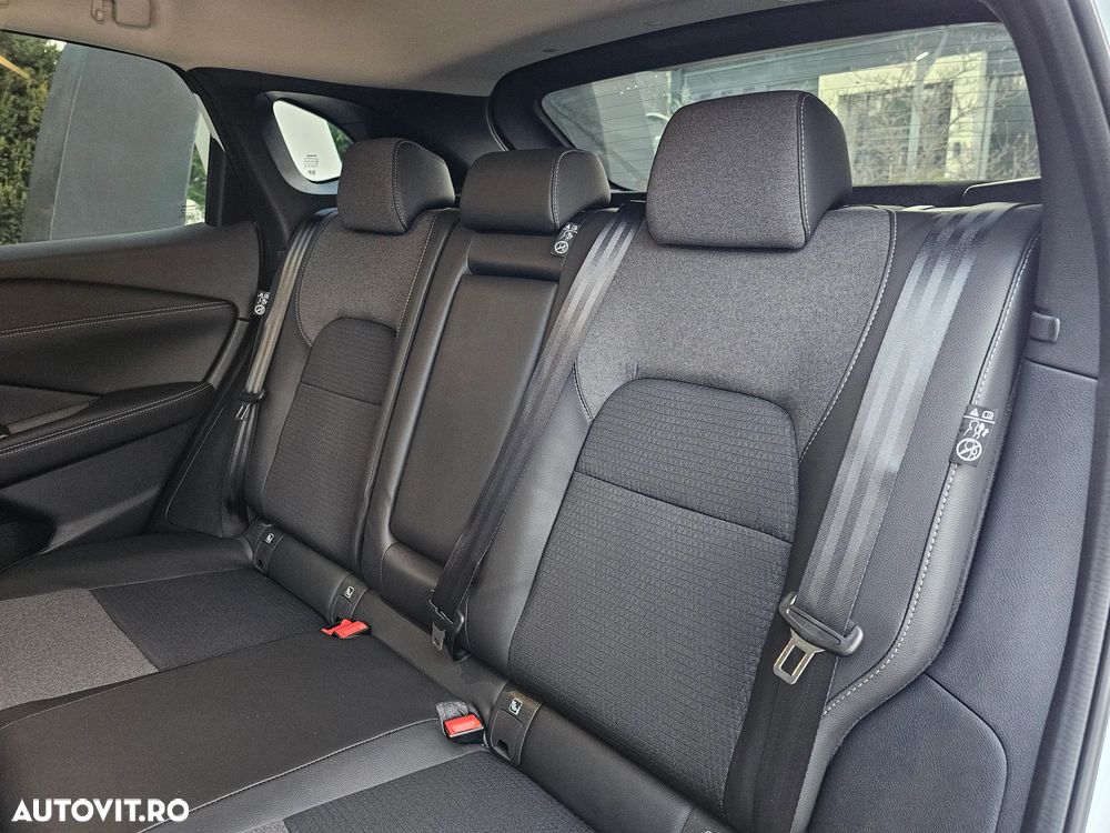 Nissan Qashqai 1.3 l MHEV X-Tronic N-Connecta - 12