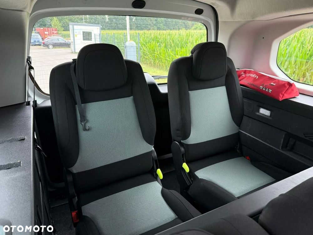 Citroën Berlingo XL BlueHDi 130 FEEL - 23