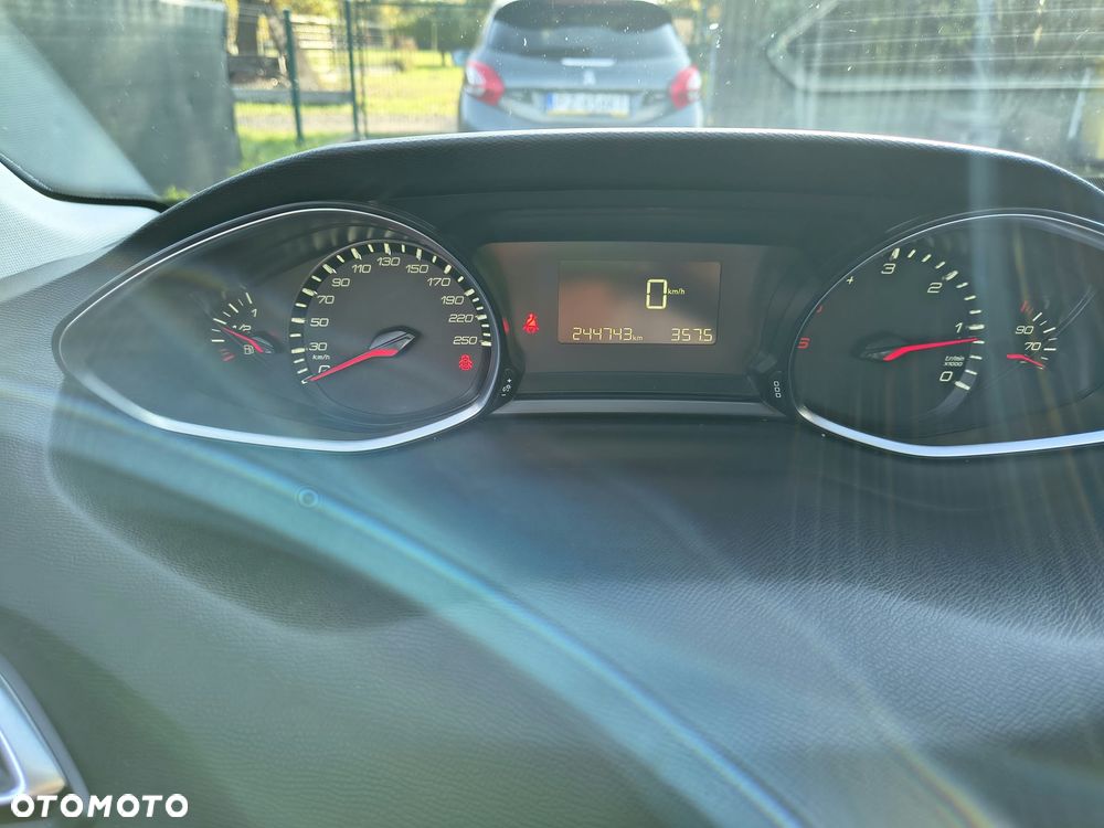 Peugeot 308 - 28