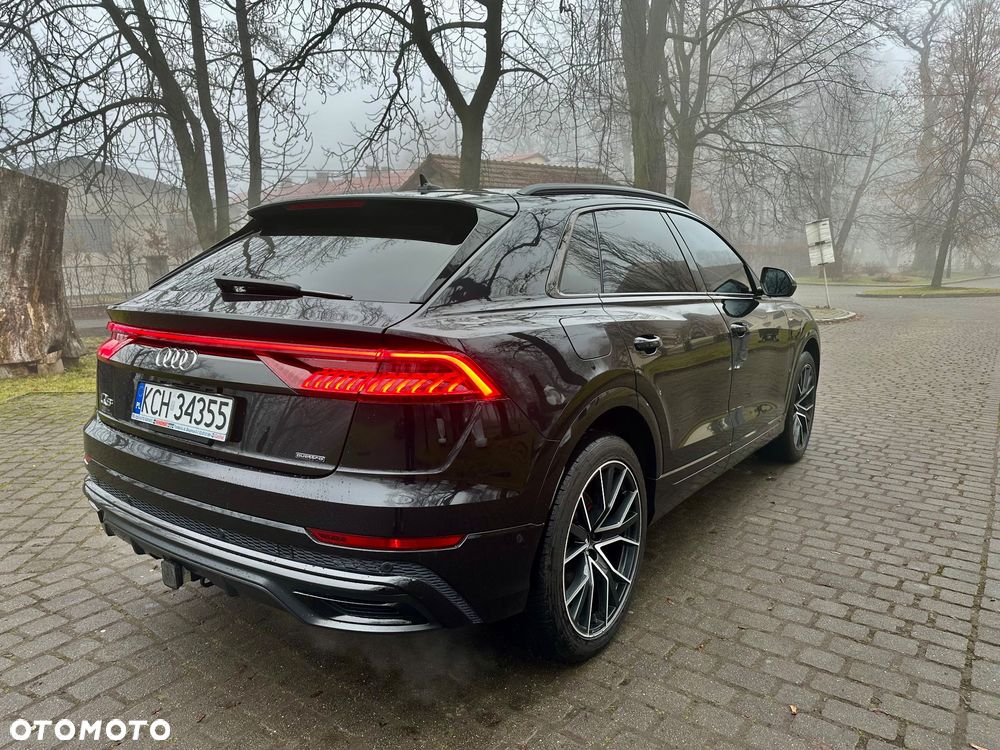 Audi Q8 - 2