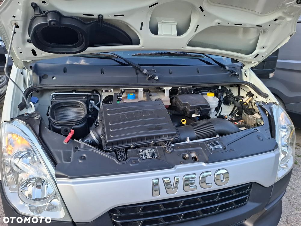 Iveco Daily 35S13 L2H2 ŚREDNIAK Klima HAK 3500KG - 37