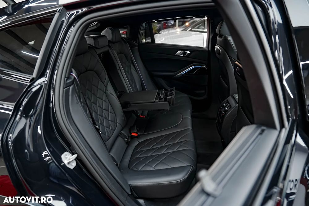 BMW X6 xDrive40i AT MHEV - 12