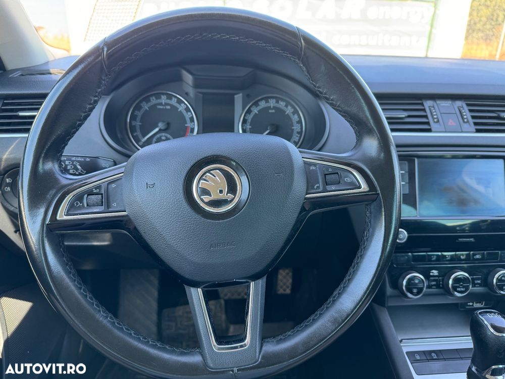Skoda Octavia 1.6 TDI DSG Ambition - 9