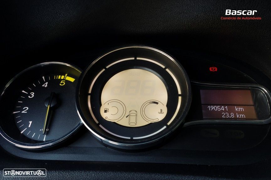 Renault Mégane Coupe - 17