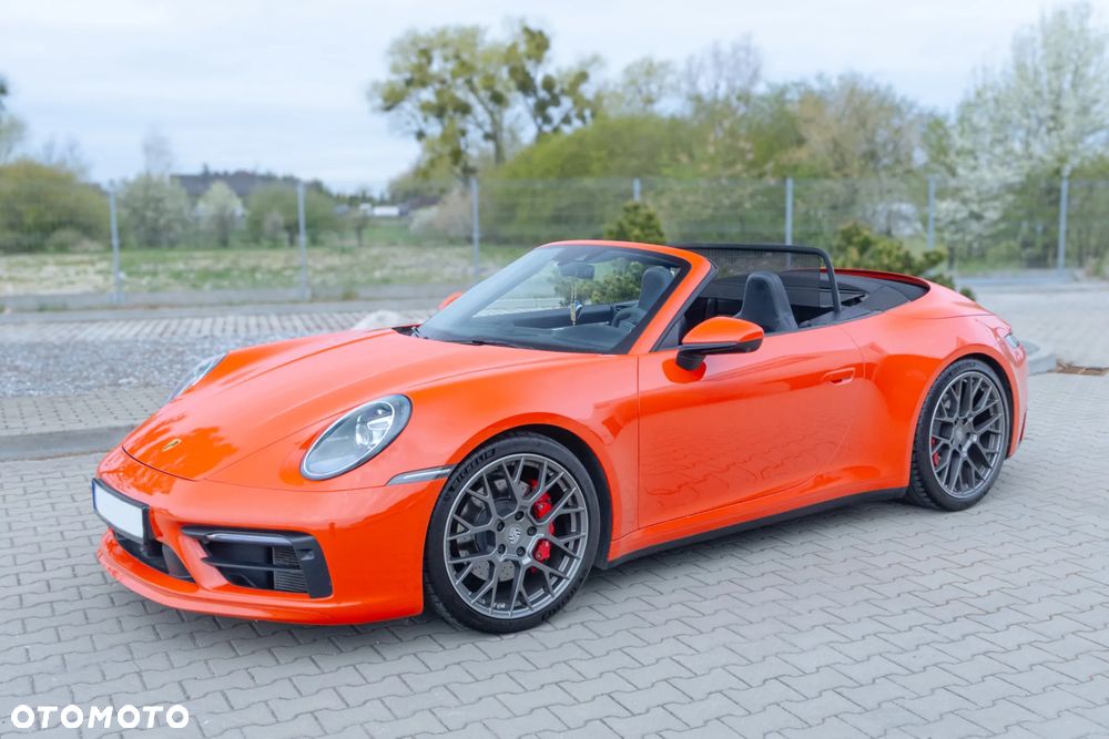 Porsche 911 Carrera 4S - 2