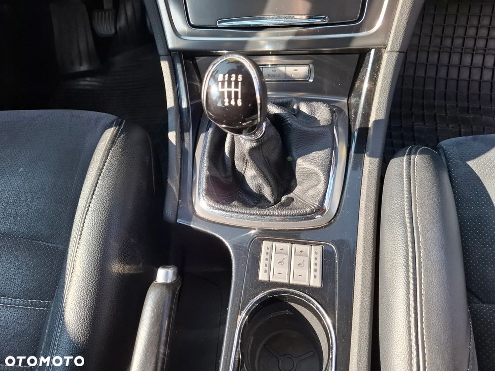 Ford Mondeo 2.0 TDCi Titanium S - 17