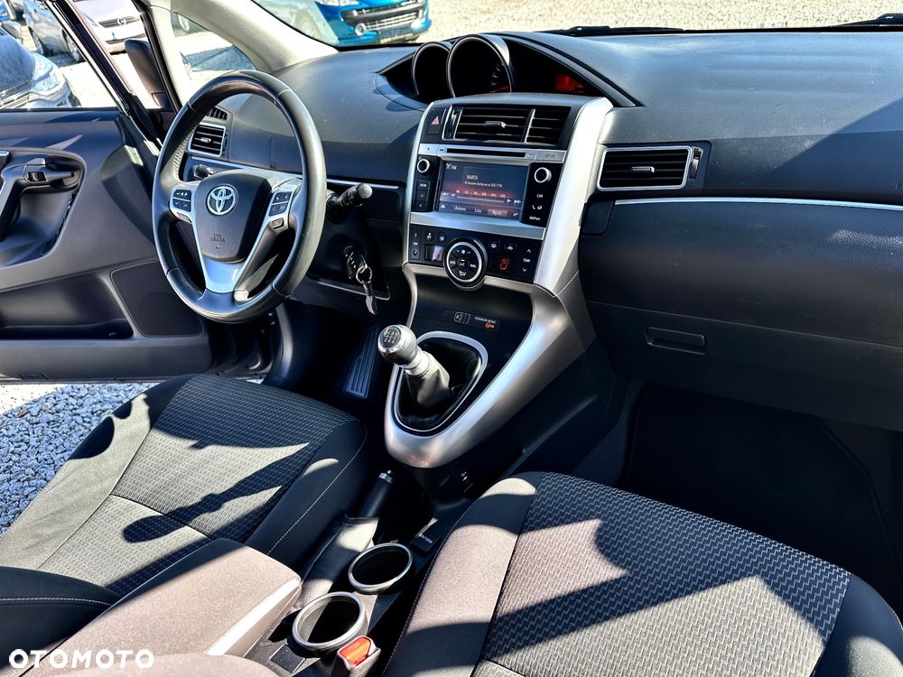 Toyota Verso 1.6 Edition - 5