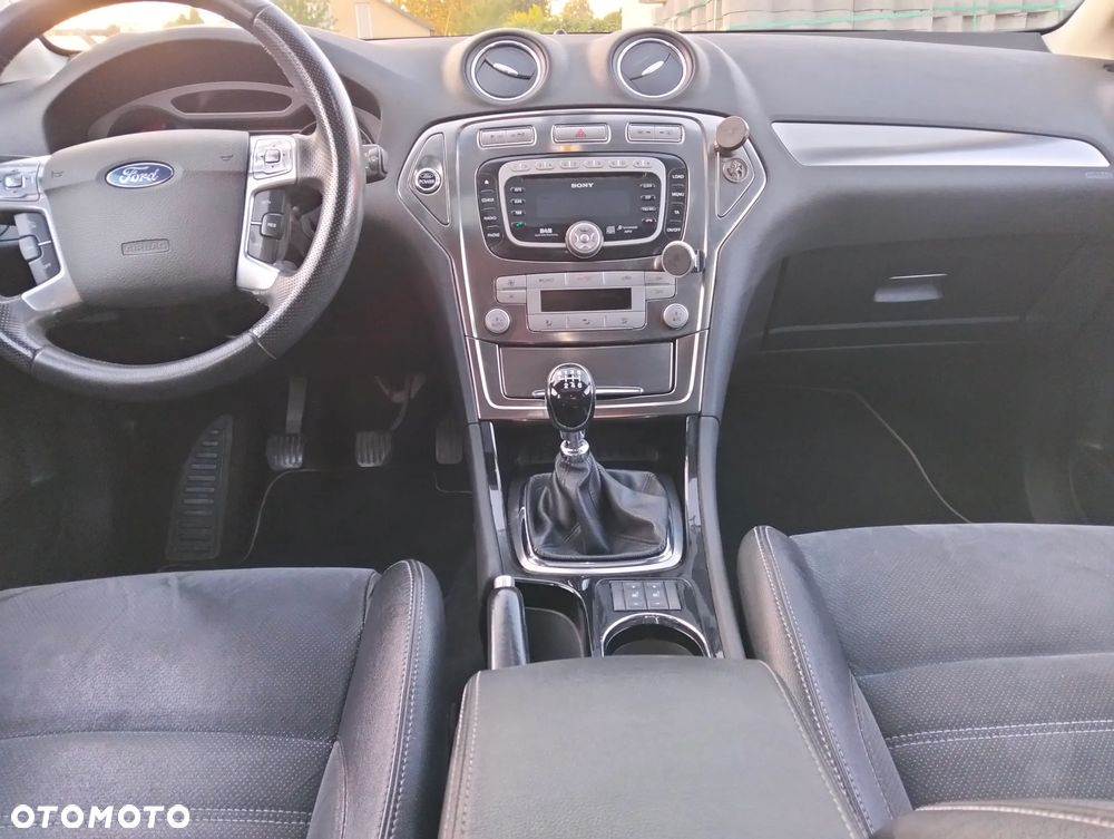 Ford Mondeo 1.8 TDCi Titanium X - 9