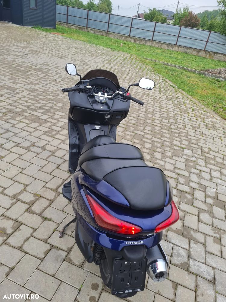 Honda Forza 350 - 6