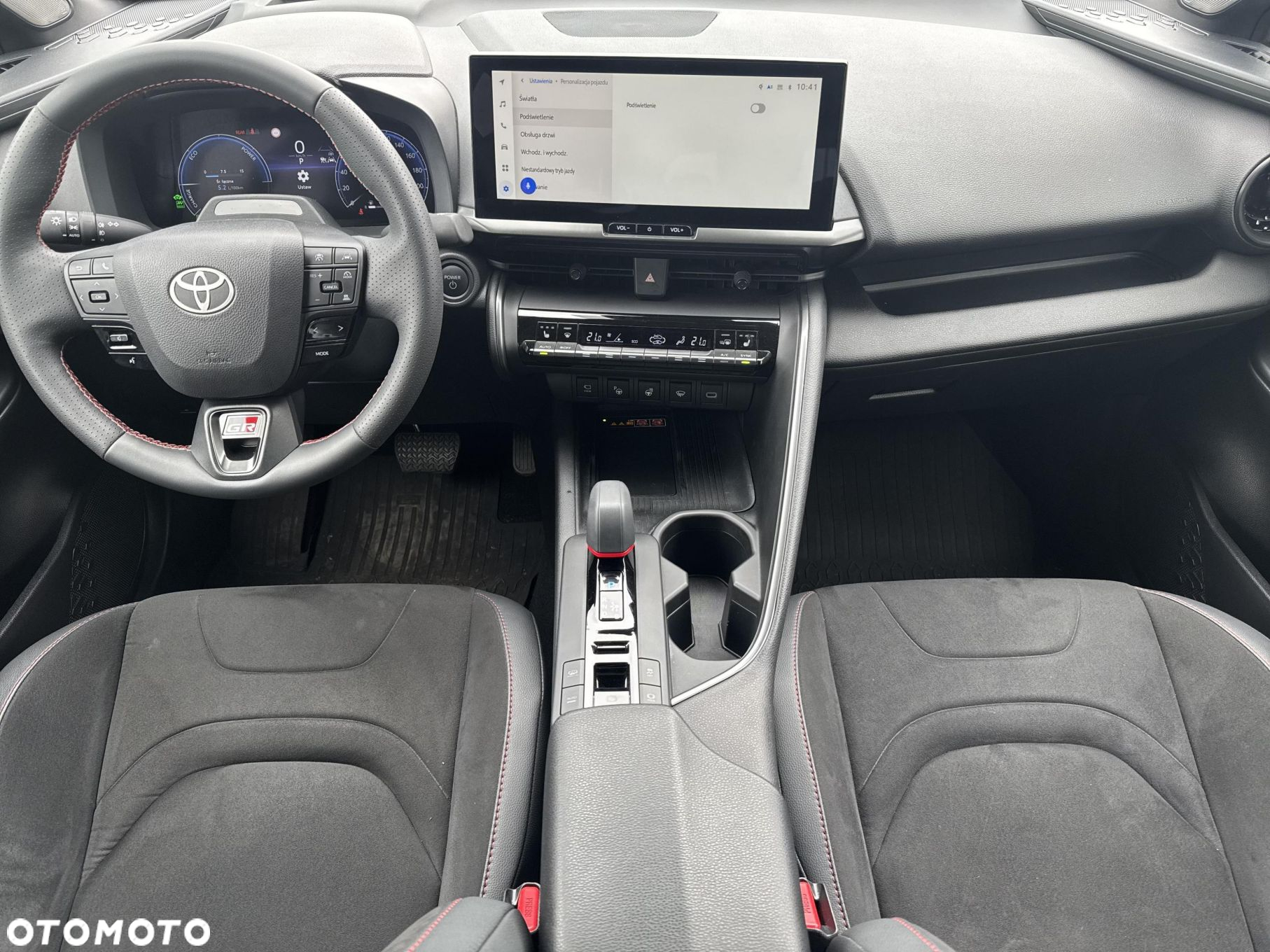 Toyota C-HR - 12