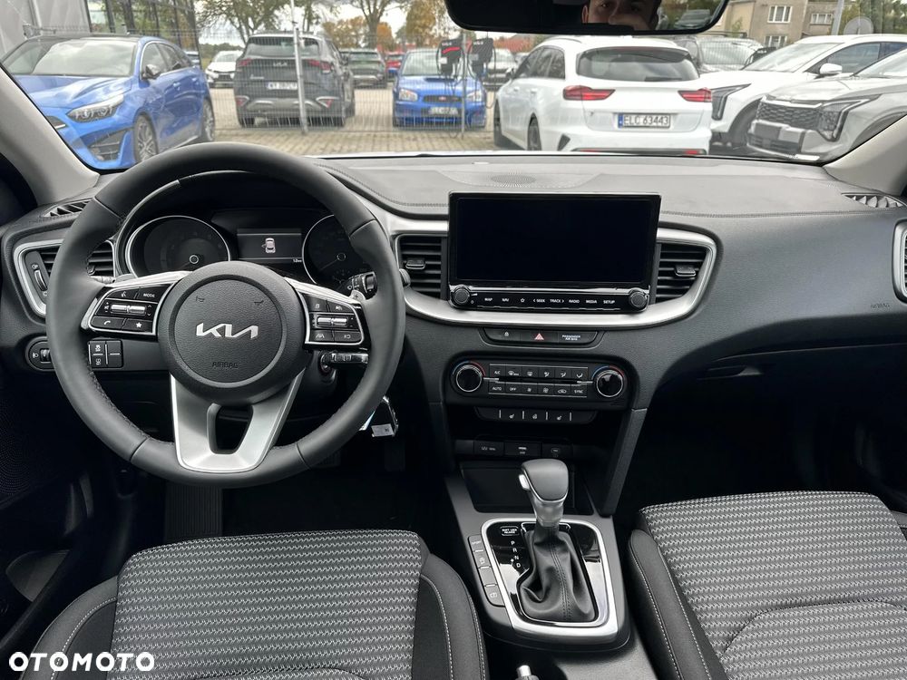 Kia XCeed 1.5 T-GDI M DCT - 12