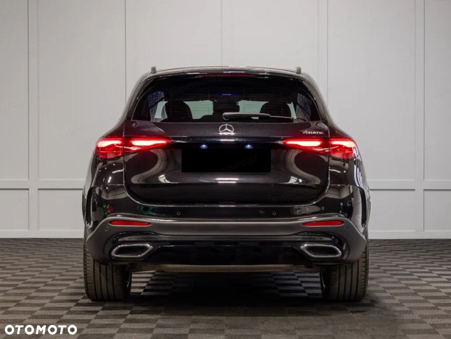 Mercedes-Benz GLC 200 mHEV 4-Matic AMG Line - 4