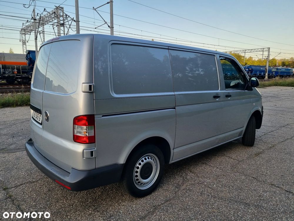 Volkswagen Transporter - 23