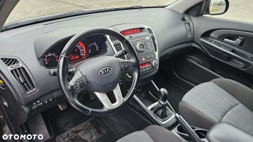 Kia Ceed 1.6 Crdi Comfort + - 19