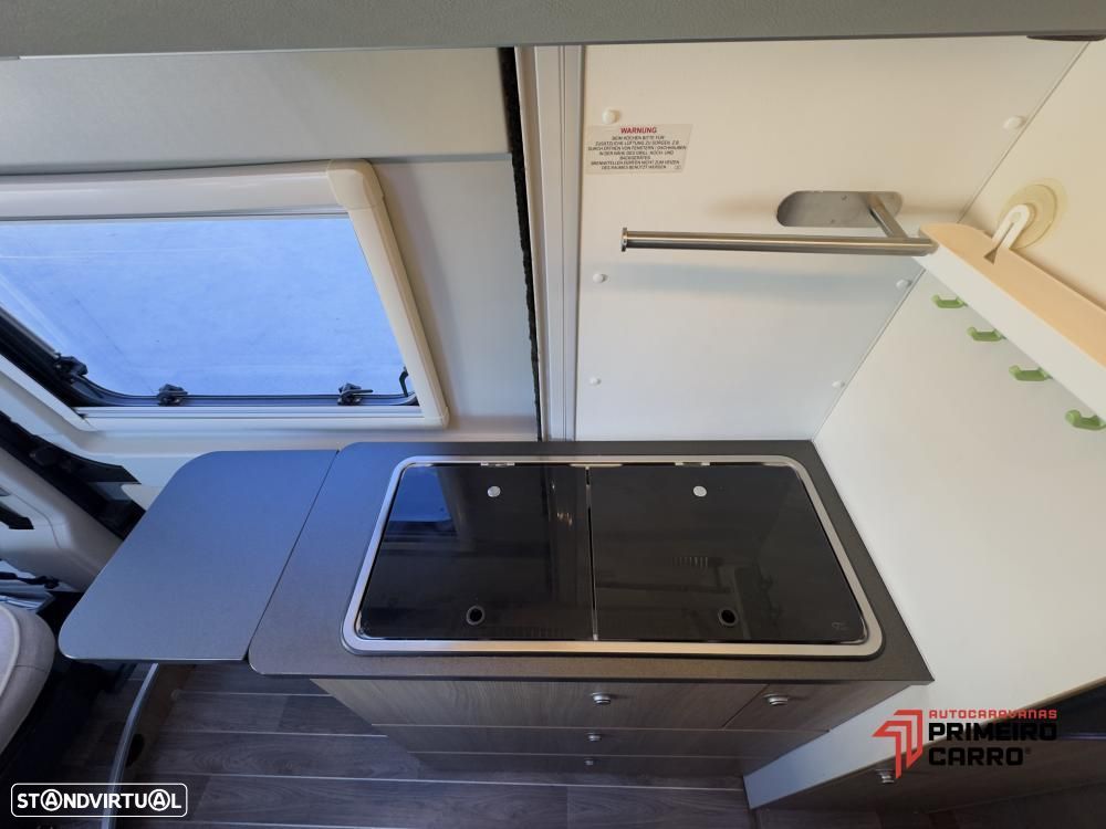 Adria Twin 600 SPT cama transversal - 14