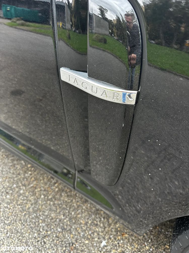 Jaguar XF XFR - 18