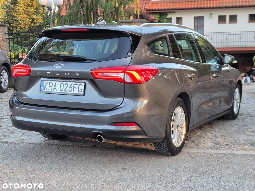 Ford Focus 1.5 EcoBlue Start-Stopp-System TITANIUM DESIGN - 22
