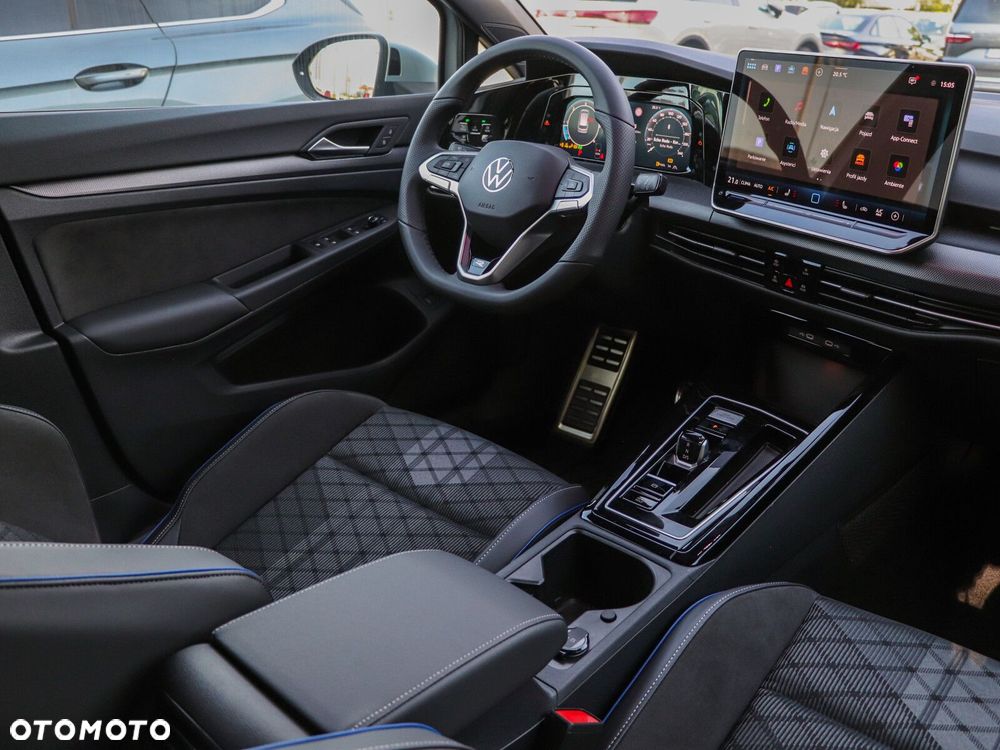 Volkswagen Golf - 17