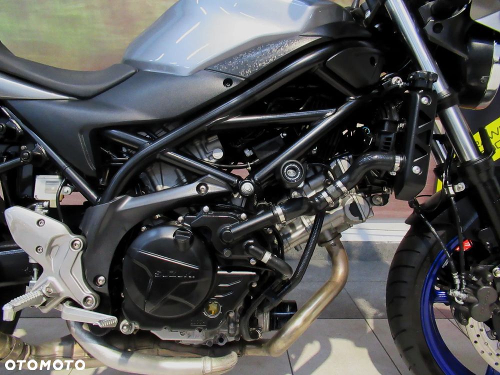 Suzuki SV - 15