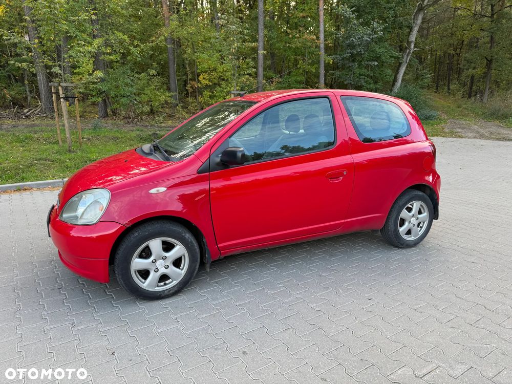 Toyota Yaris 2001 photo 3