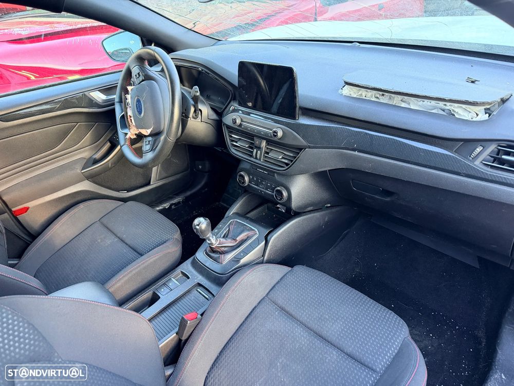 FORD FOCUS ST-LINE 1.0 125 CV DE 2020 EM CENTRO DE ABATE (FIM DE VIDA) - 4