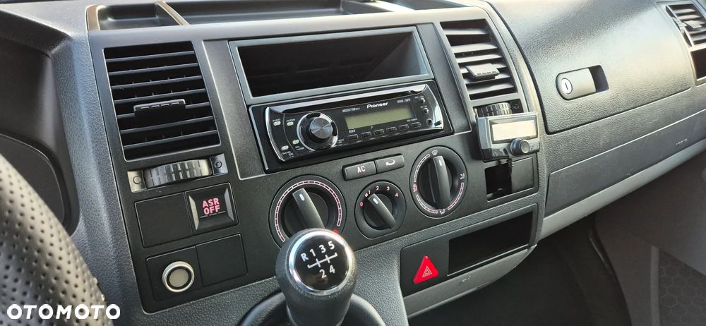 Volkswagen T5 - 21