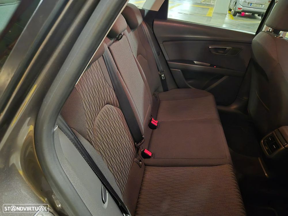 SEAT Leon ST 1.6 TDI Style Ecomotive - 33