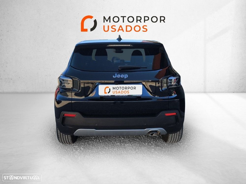 Jeep Avenger 1.2 e-Hybrid Summit DCT — photo 5