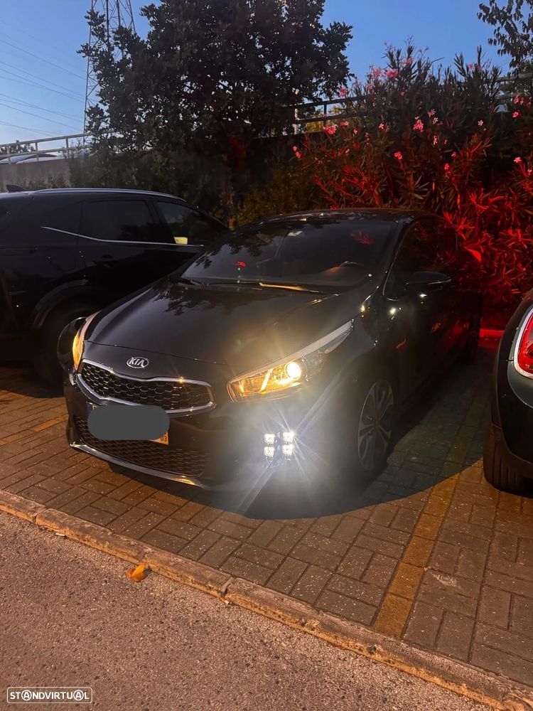 Kia Ceed S Coupé 1.6 CRDi GT Line - 6