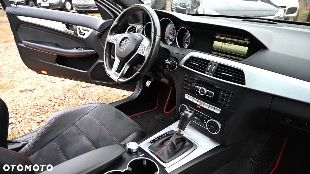 Mercedes-Benz Klasa C 350 7G-TRONIC Edition - 36