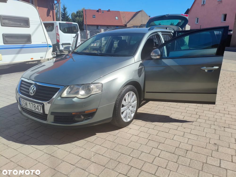Volkswagen Passat 2.0 TDI Trendline - 25