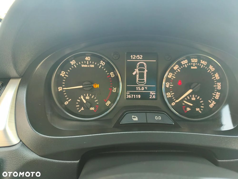 Skoda RAPID - 27