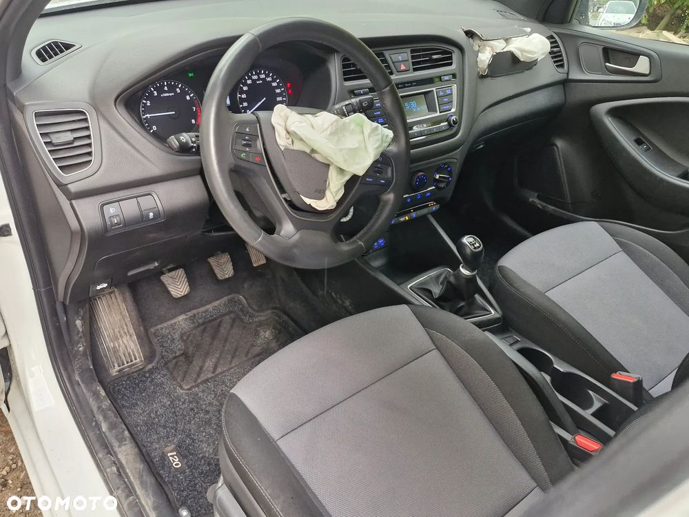 Hyundai i20 1.2 Intro Edition - 6