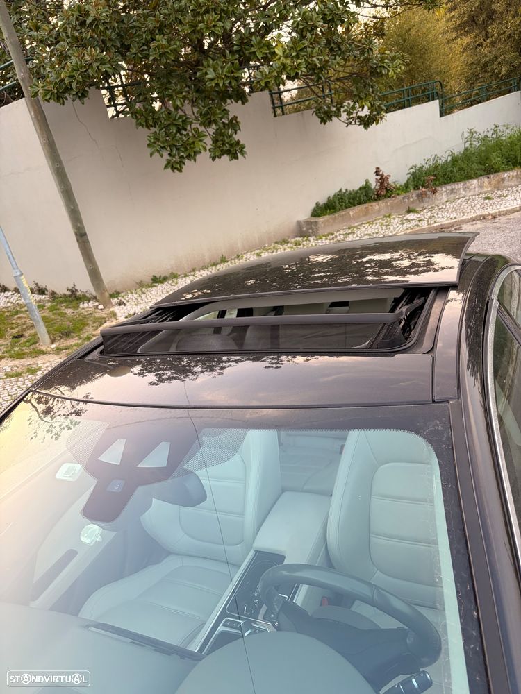 Jaguar XE 2.0 D Prestige Aut. - 33