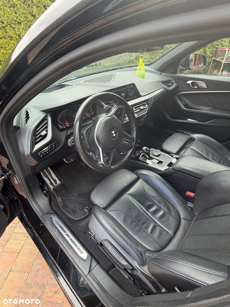 BMW Seria 1 120d xDrive M Sport - 6