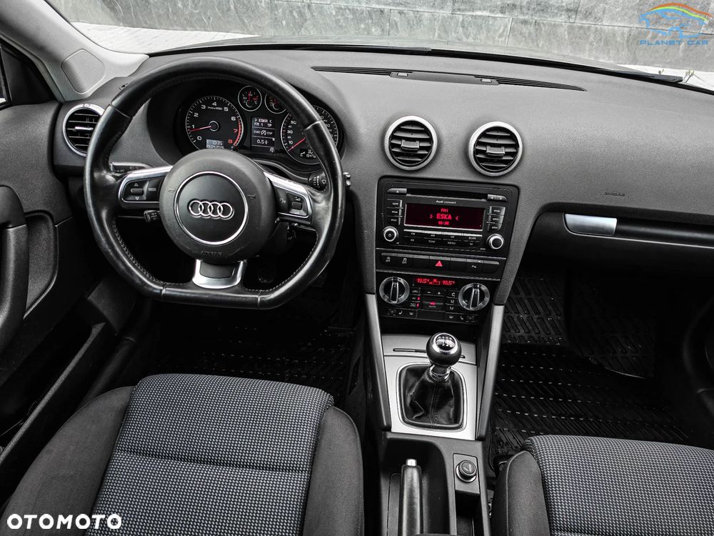Audi A3 Sportback 1.4 TFSI S line Sportpaket - 16