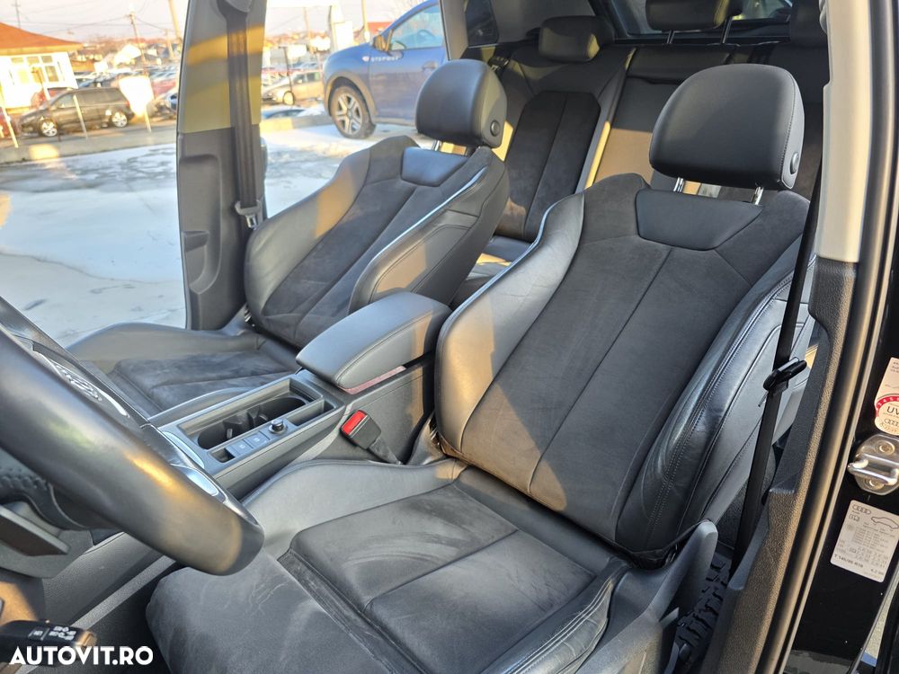 Audi Q3 35 TDI S tronic - 13