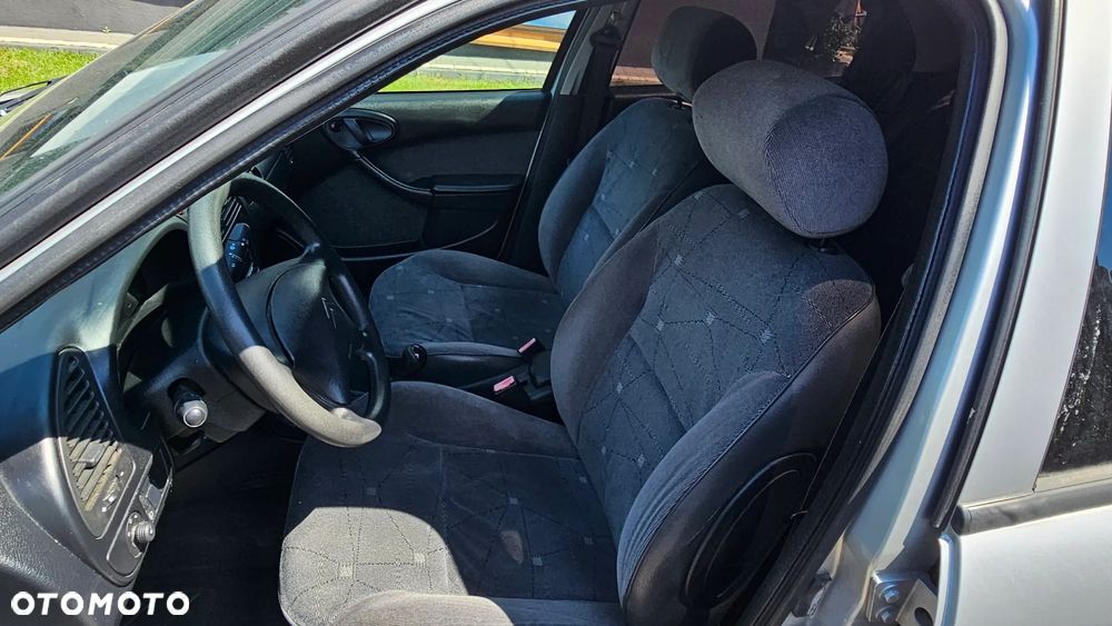 Citroën Xsara 1.6i SX - 7