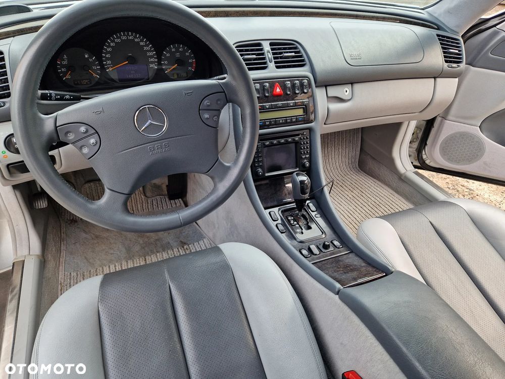 Mercedes-Benz CLK - 9