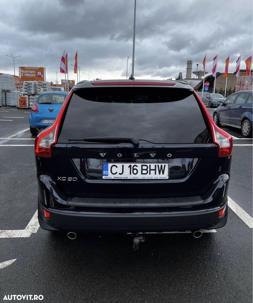Volvo XC 60 D5 AWD A6 Basic - 3